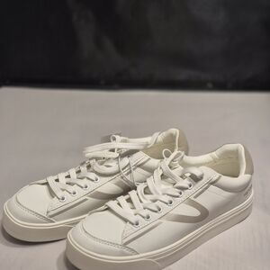 White Casual Women's Sneakers